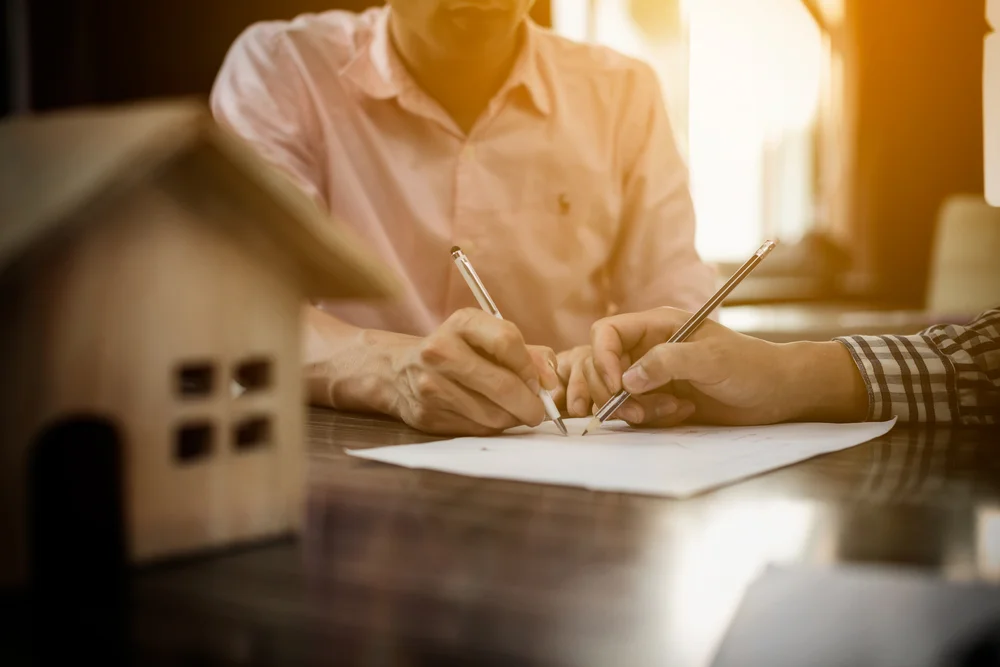 7 Practical Tips for First-Time Real Estate Investors